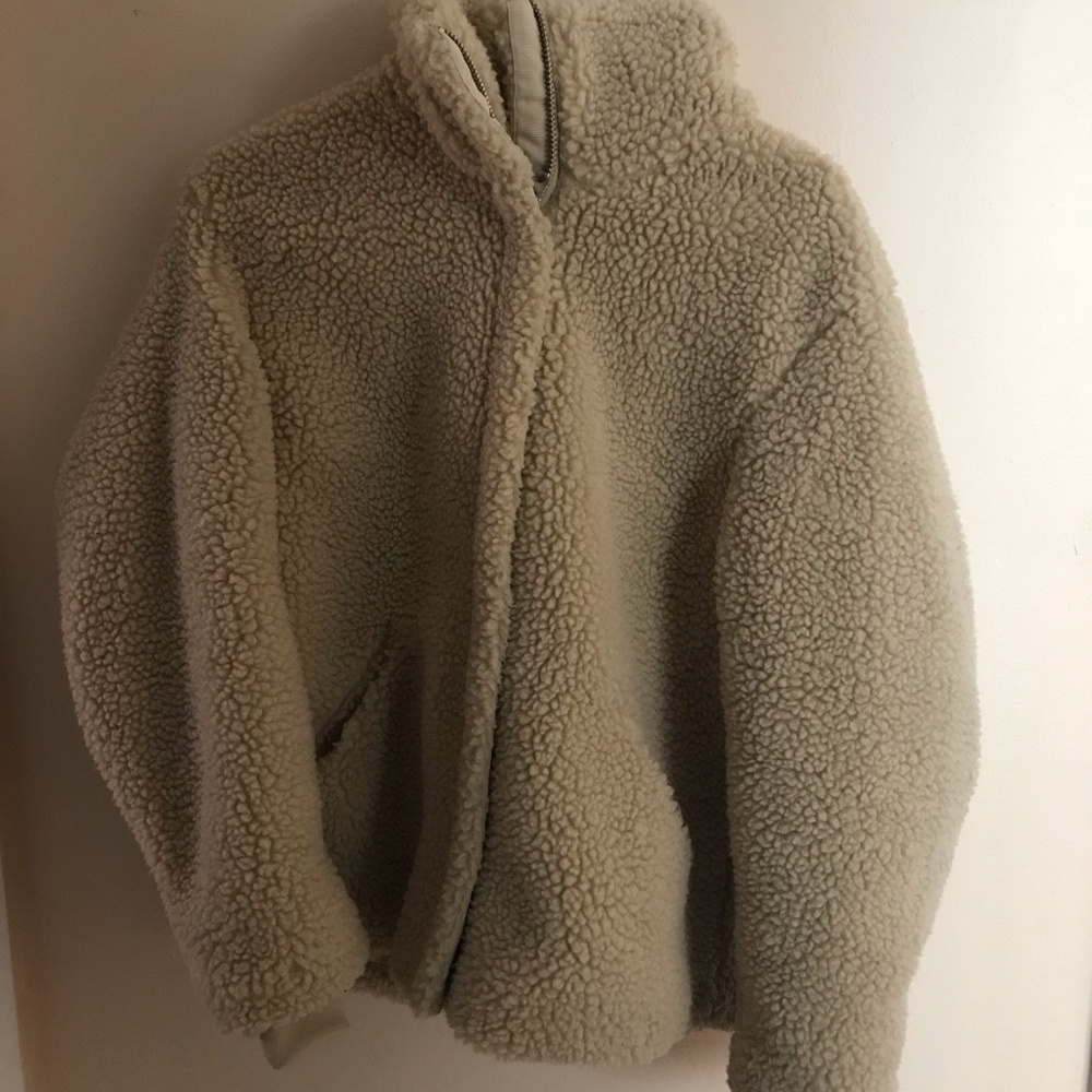 H&M Teddy Coat small